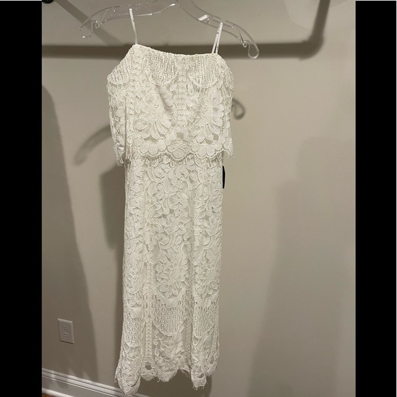 NWT LULU’s STRAPLESS TIERED DRESS - Picture 3 of 7